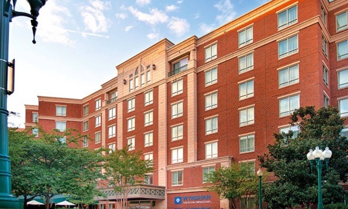 Old Town West Condo | Wyndham Old Town Alexandria, 1 Bedroom Deluxe Condo, Free WiFi and Parking