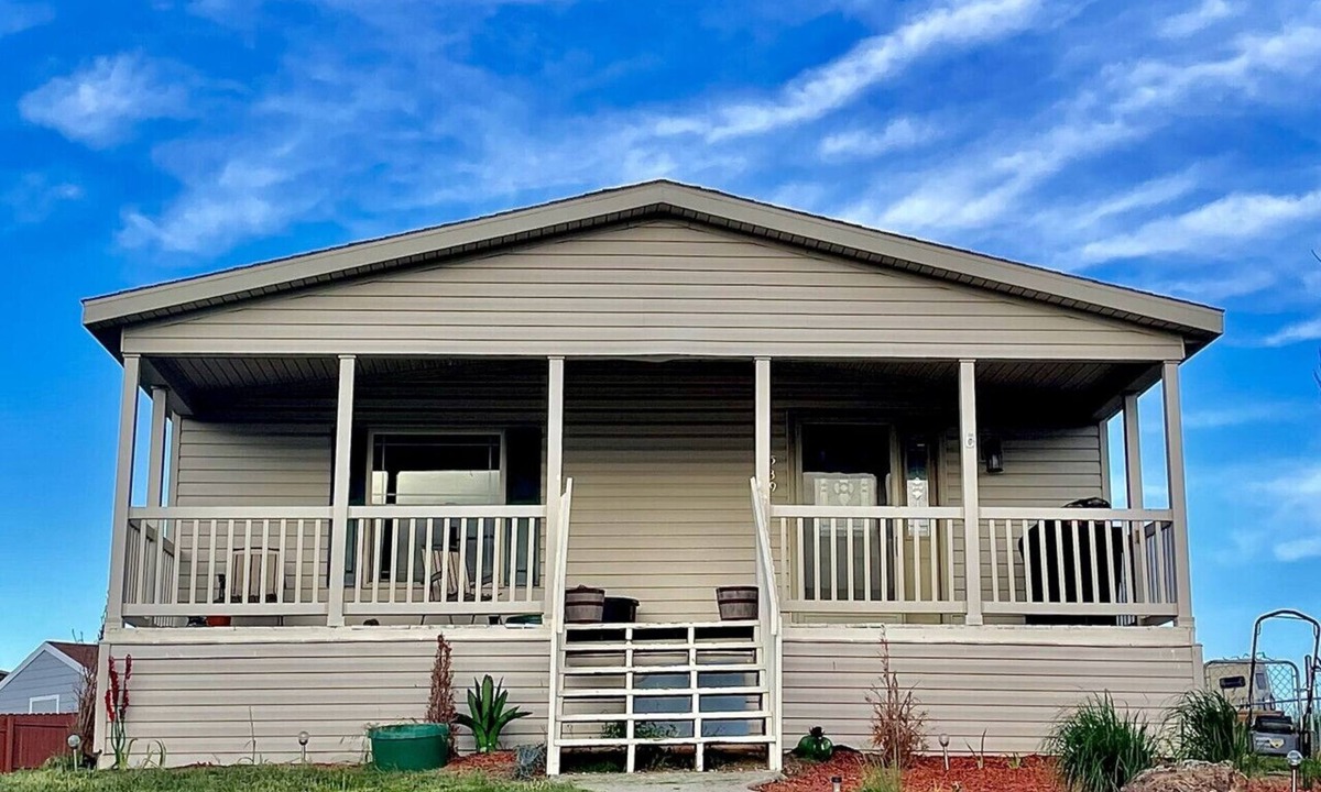 Wright House | Wyoming Prairie Place