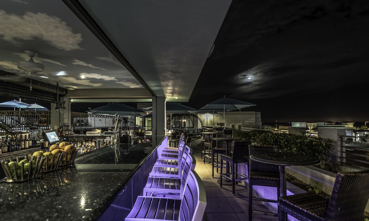 Punta Gorda Hotel | Wyvern Hotel, an Ascend Collection Hotel