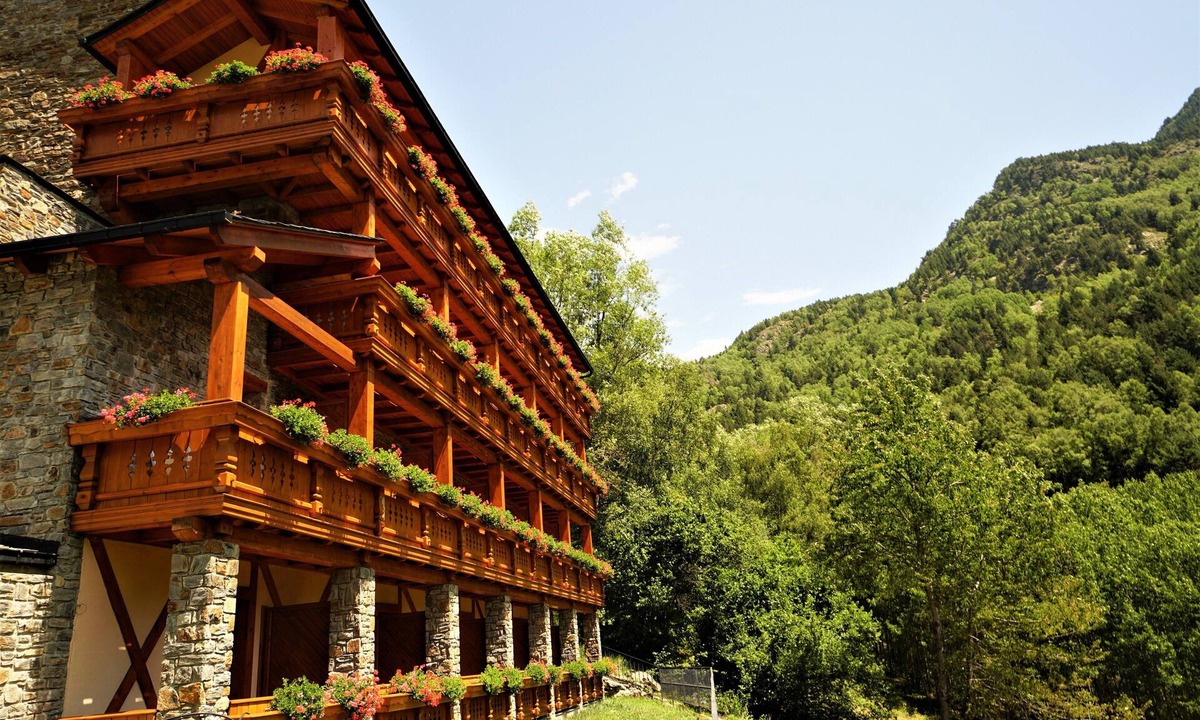 El Serrat Hotel | Xalet Bringue Hotel & Spa