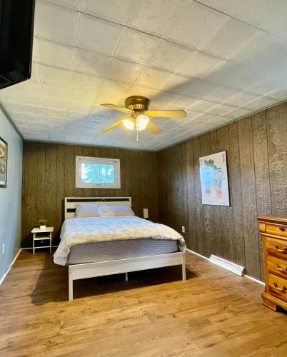 Altoona House | Xuan Pine House