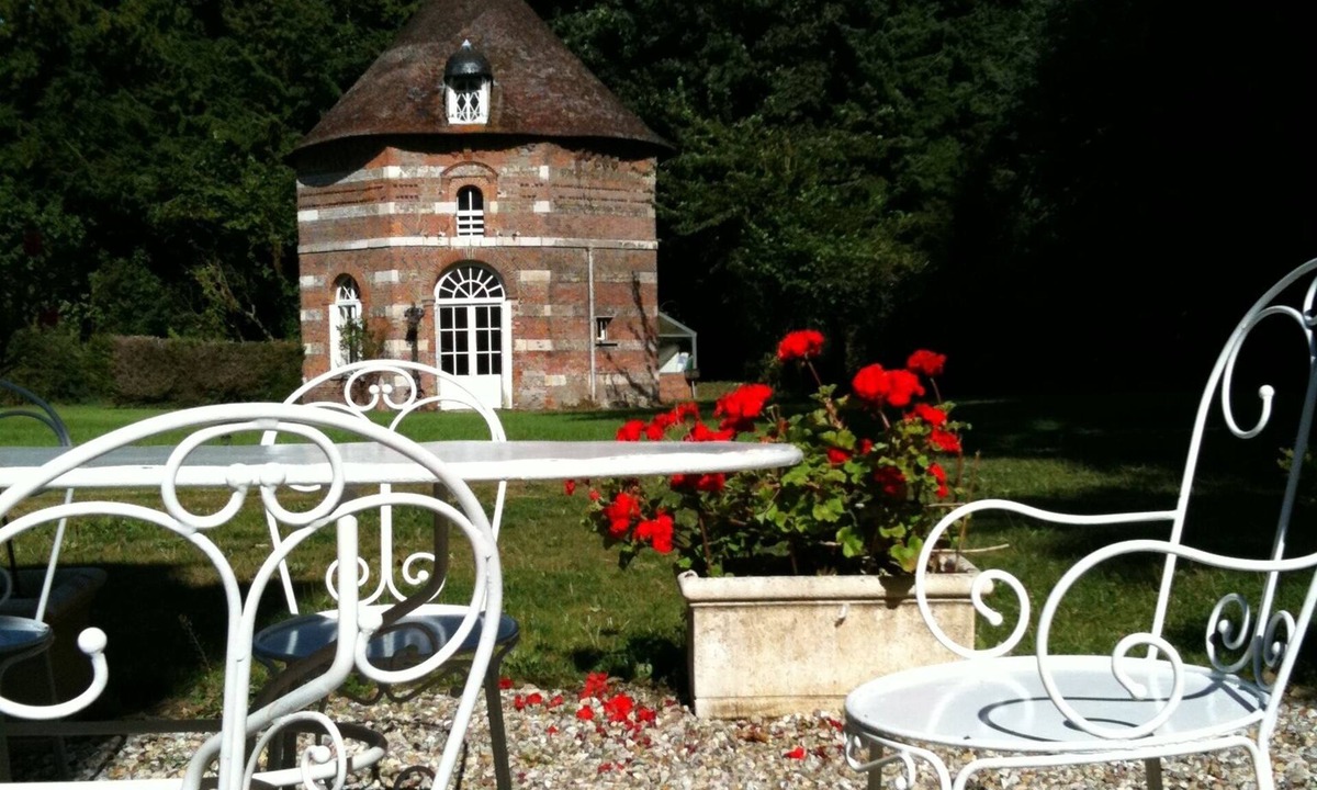 Gremonville House | XVII century dovecote
