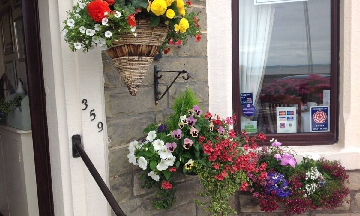 Slyne House | Yacht Bay View