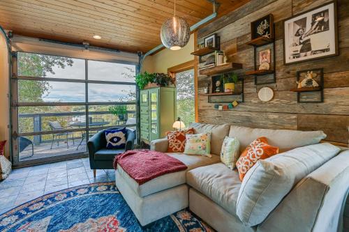 Stokes Apartment | Yadkin River 'Treehouse'~ Miles of Trails On-Site