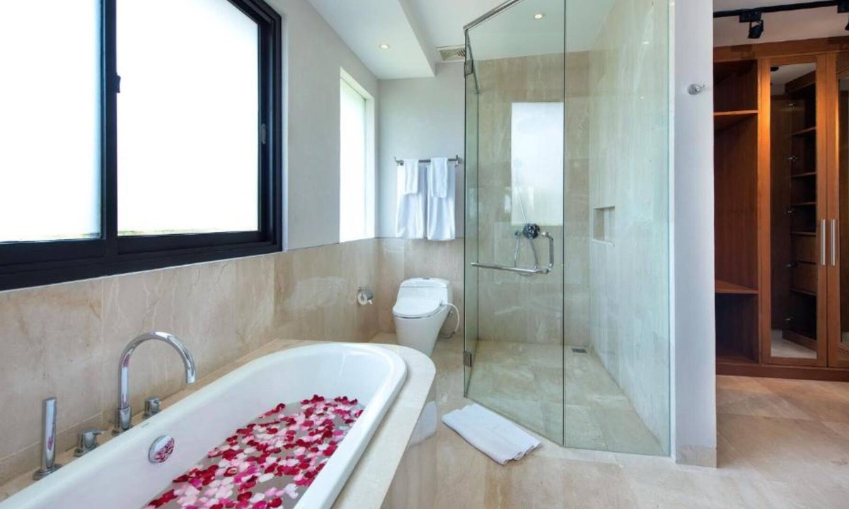 Kutuh Villa | Yamuna 4 BR Private Pool Cliff frontage w/Ocean View #A1