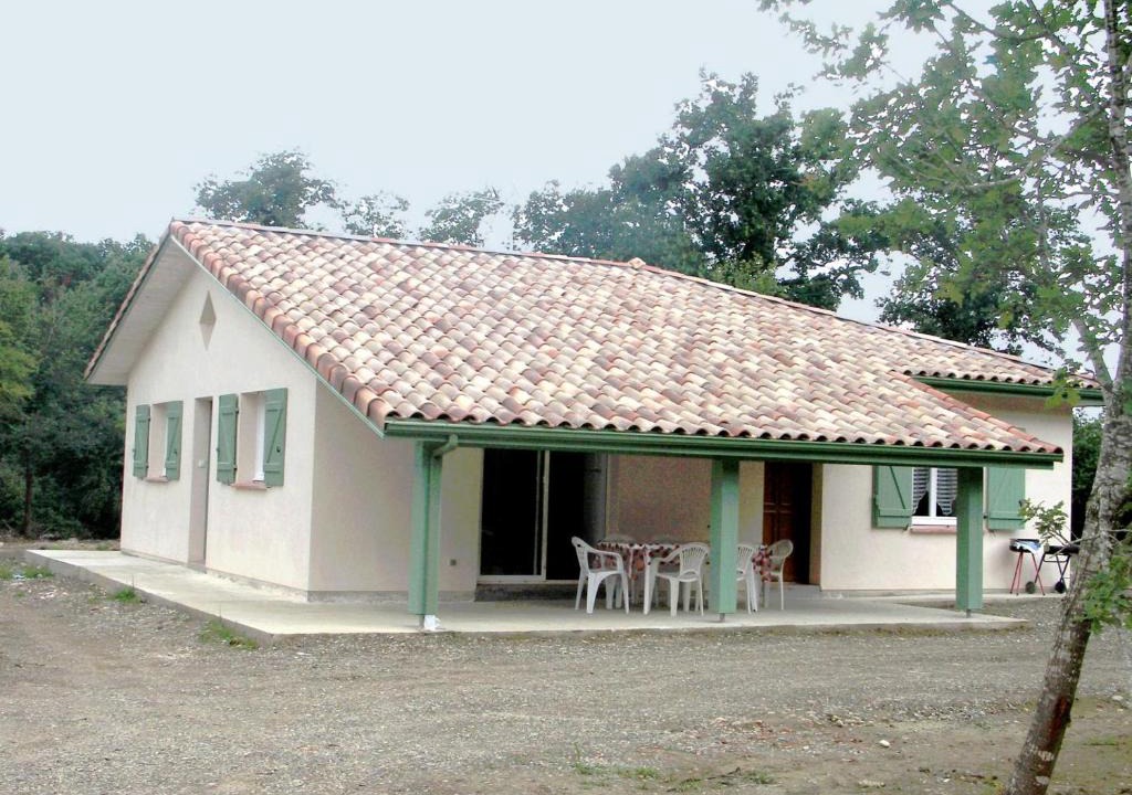 Benquet House | Yaou