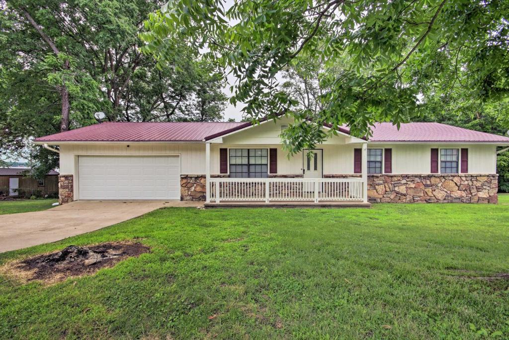Grove House | Yard + 15' Boat Slip: Waterfront Grove Getaway