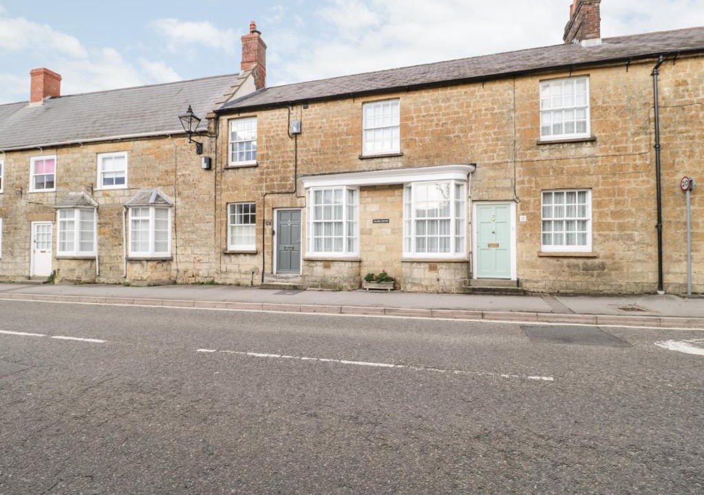 Beaminster House | Yarn Cottage