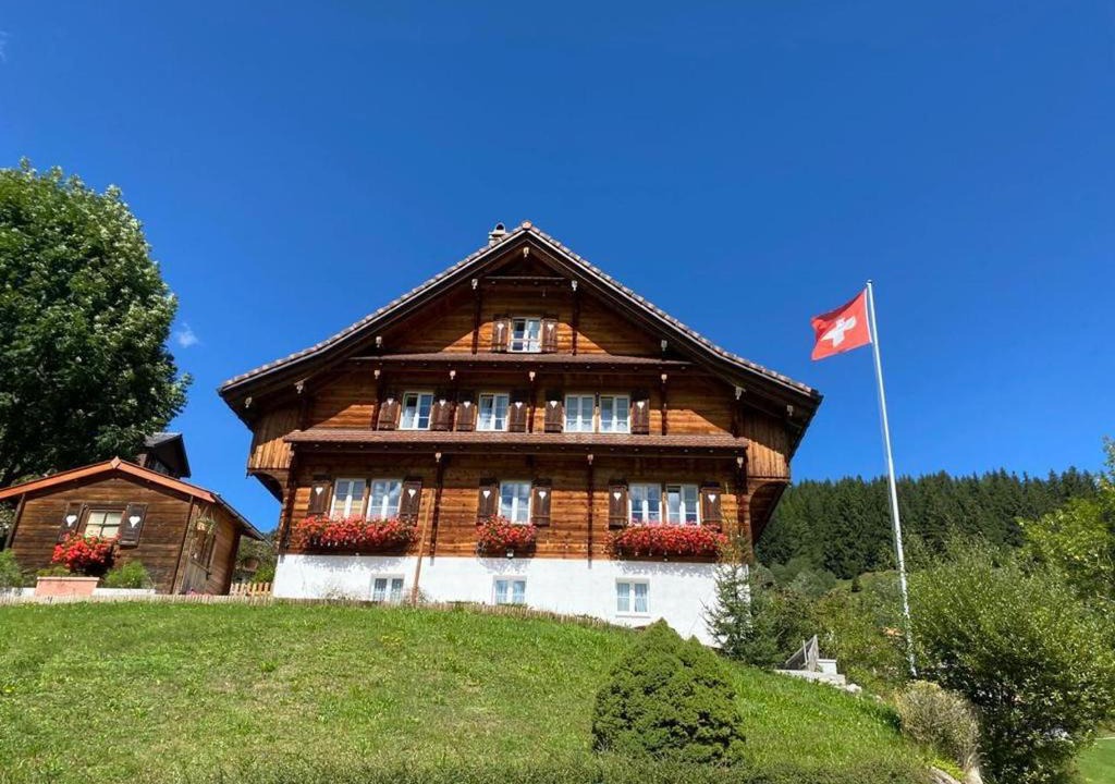 Unteriberg Bed & Breakfast | Ybrig Lodge