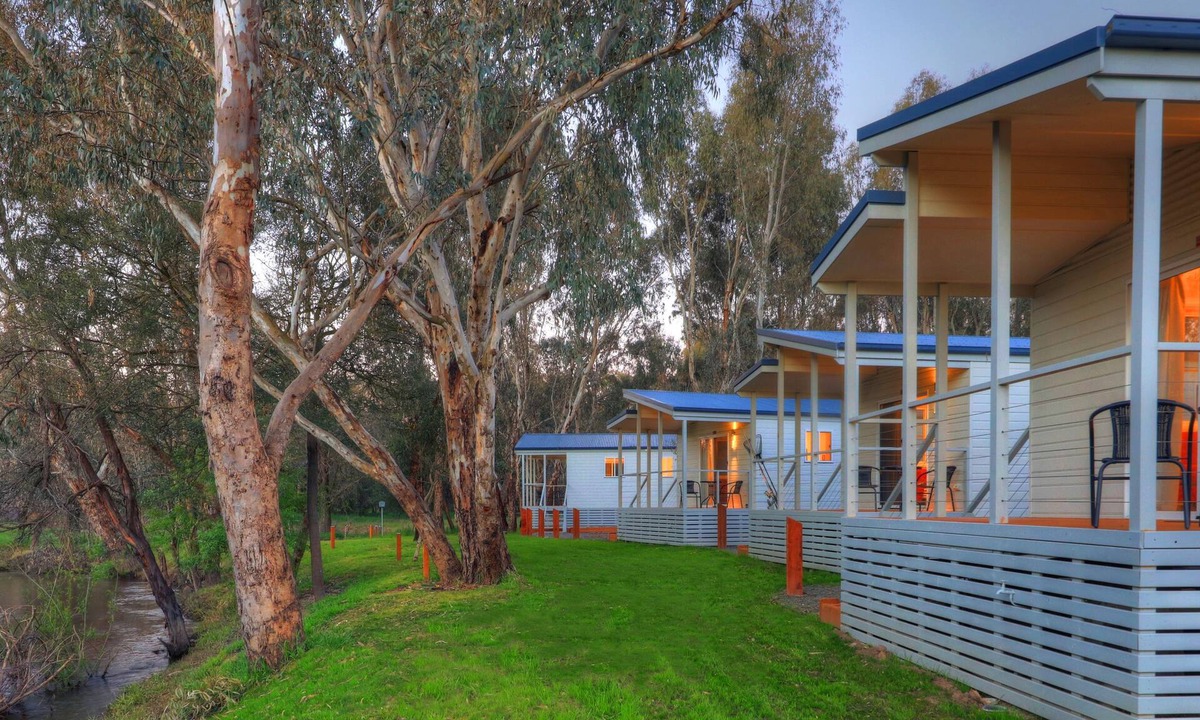 Yea Cabin | Yea Riverside Caravan Park