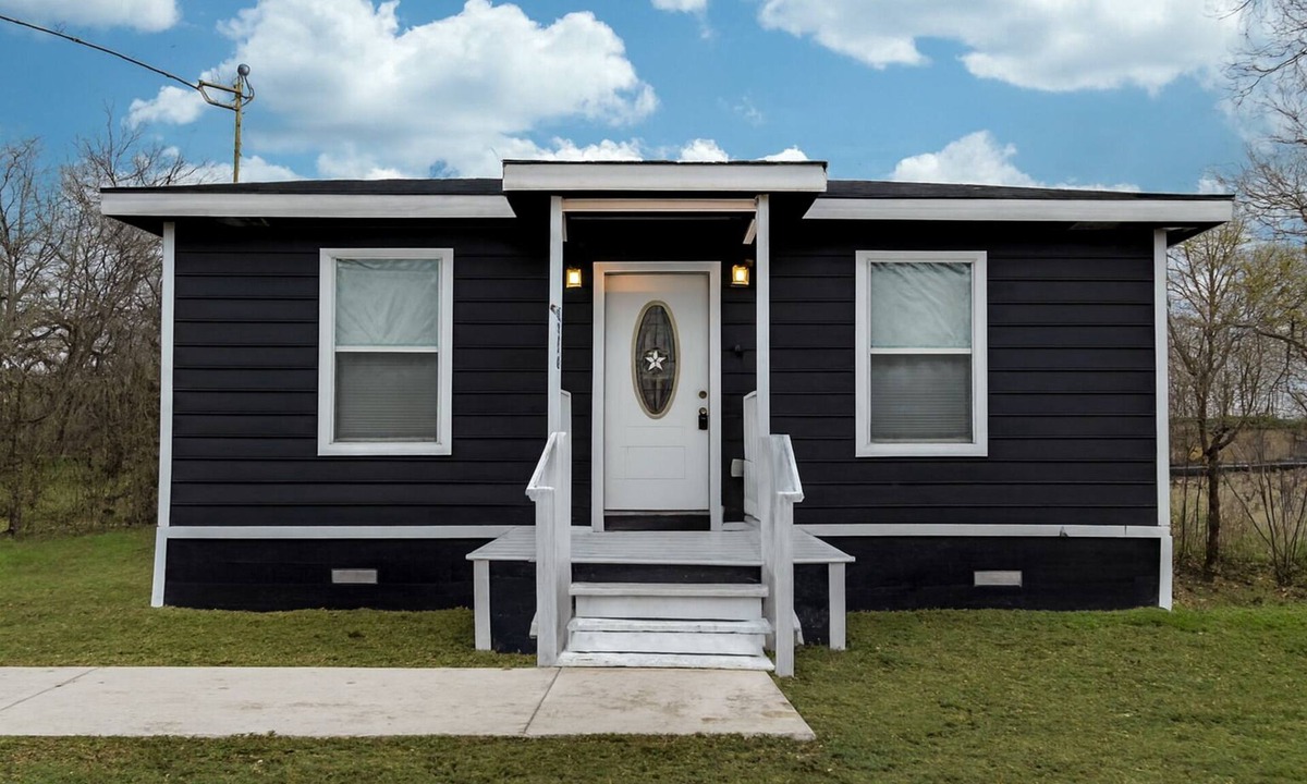 San Antonio House | yeeehaw! Let's Rodeo