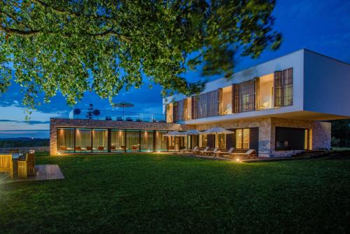 Porec Villa | Yellow Tree Jurici Home & Spa