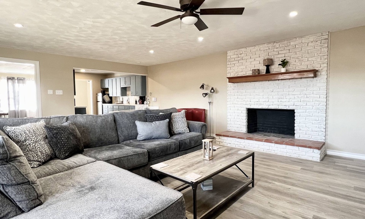 Lubbock House | Yellowhouse- Great location in the Medical District