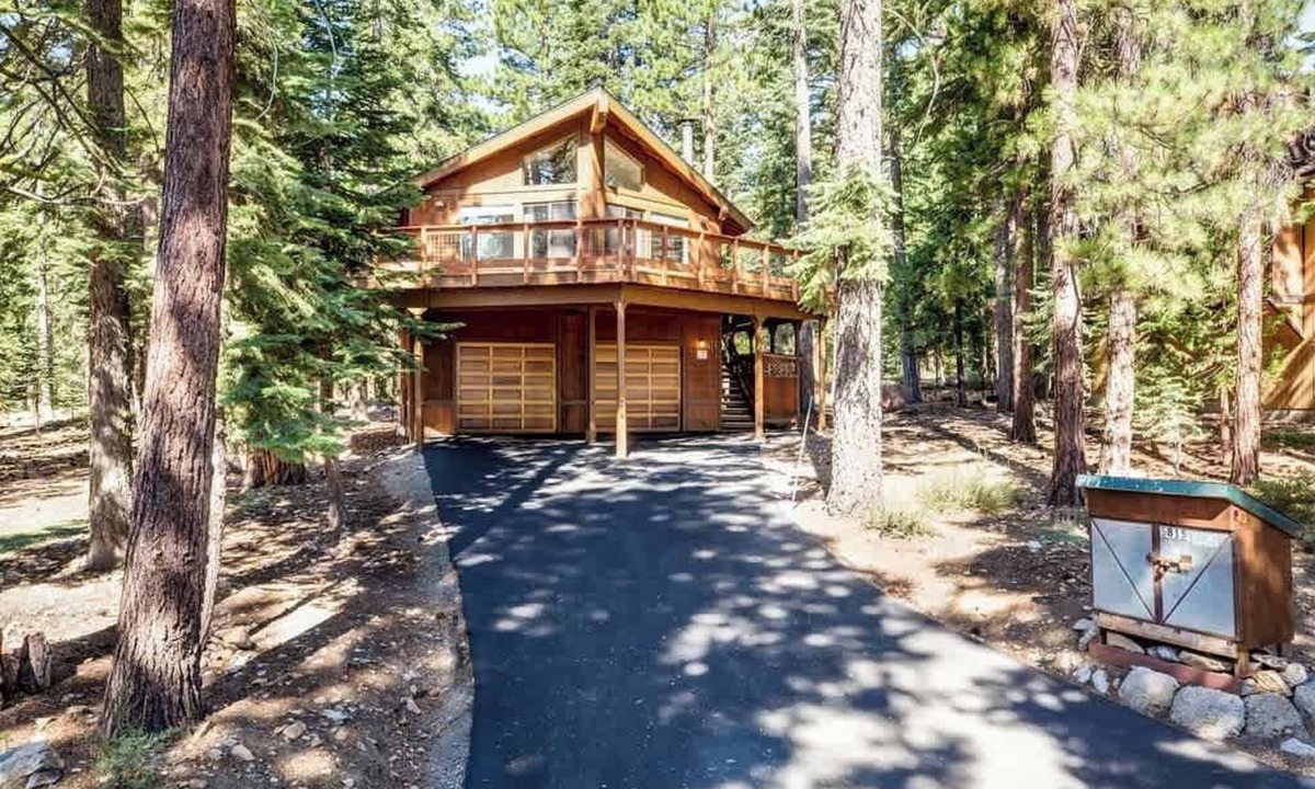 Carnelian Bay Cabin | Yemoto Cabin