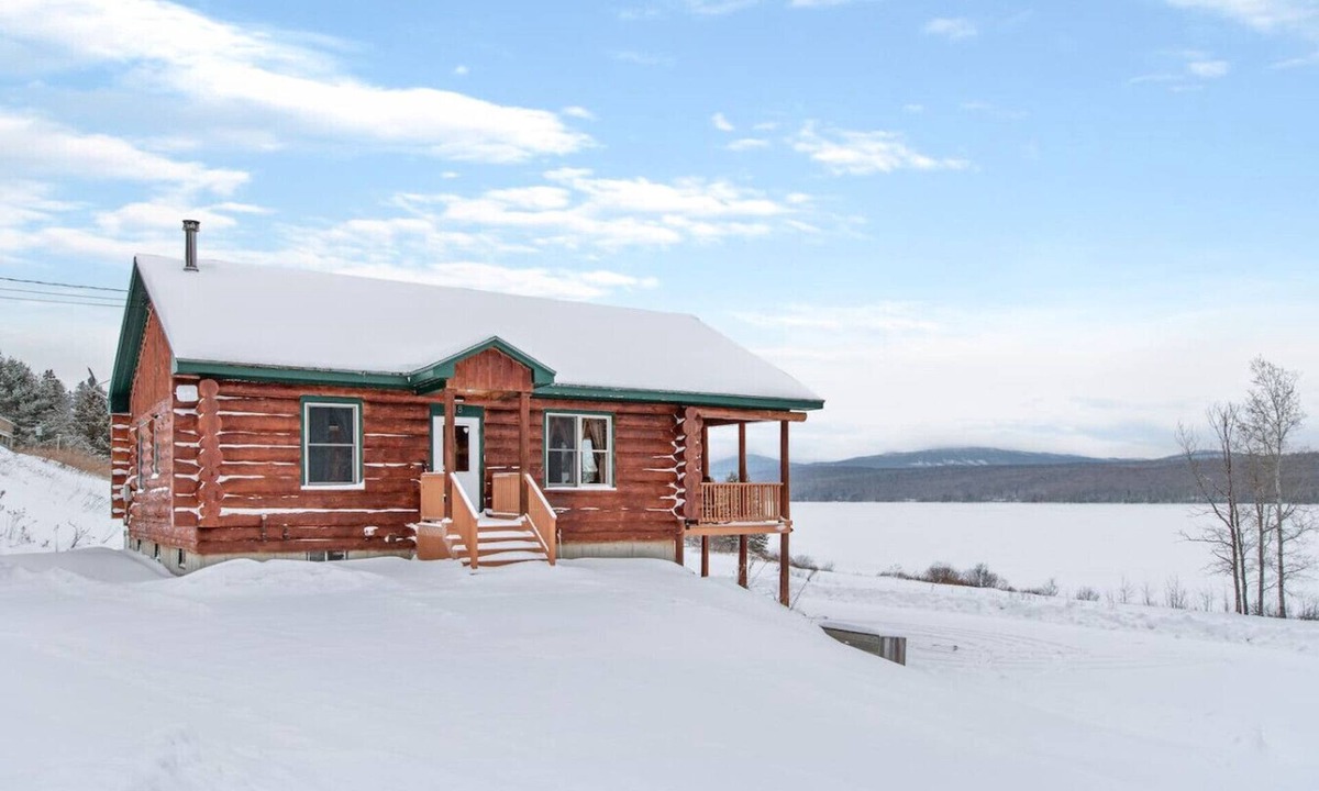 Pittsburg Cabin | YES Snowmobile Trail,3 bdr, Gorgeous