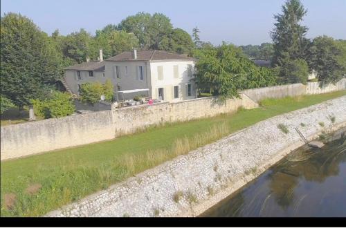 Flaujagues Bed & Breakfast | YGEIA