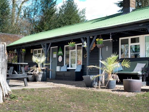 Seer Green Hostel | YHA Jordans - Partner