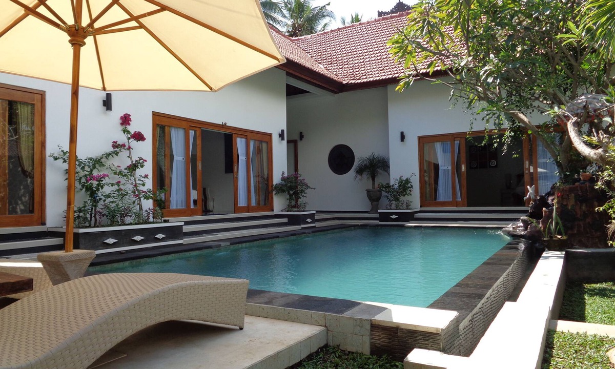 Anturan Villa | Yin Yang Private Pool Villa Lovina