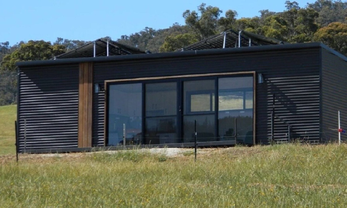 Ovens House | Yolly's Tiny House Holiday Accommodation