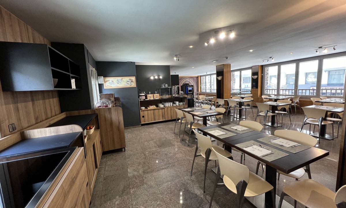 Sant Julia de Loria Hotel | Yomo Imperial
