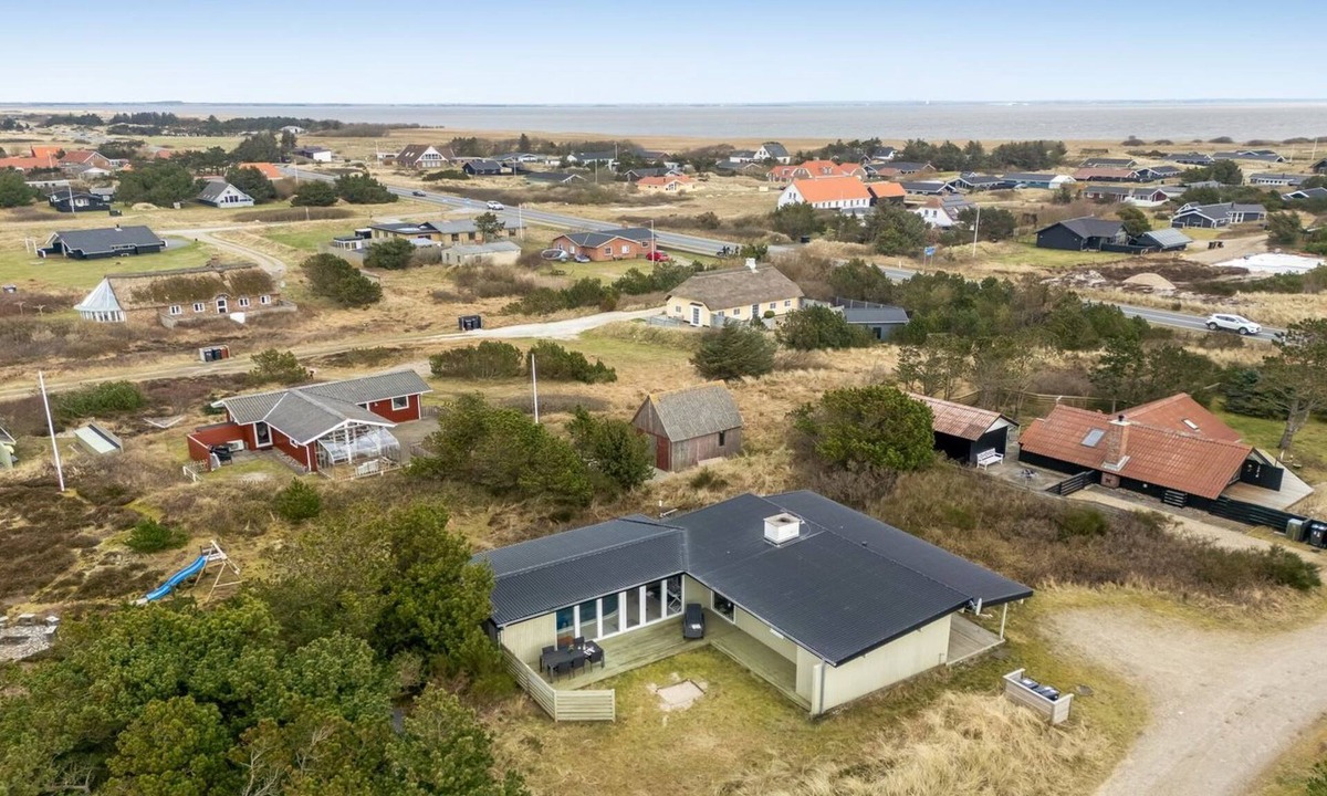 Nørre Lyngvig House | "Yorik" - 800m from the sea by Interhome