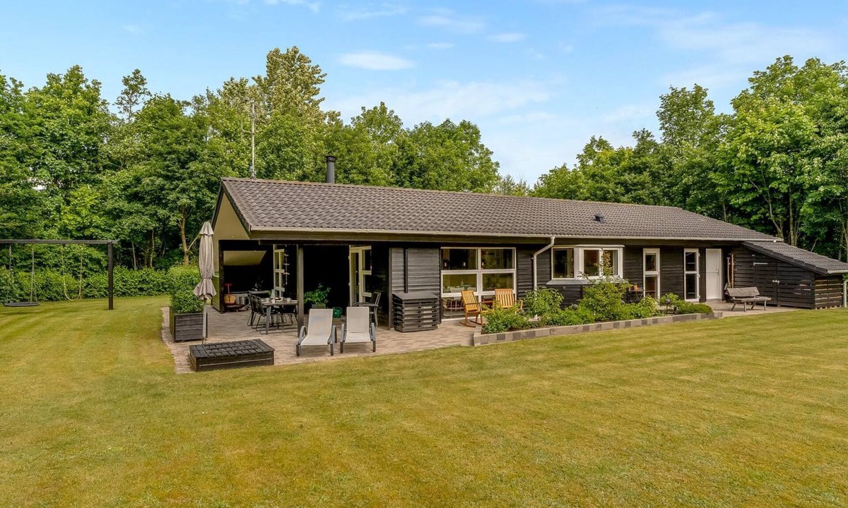 Sundstrup House | "Yorrit" - 500m to the fjord by Interhome