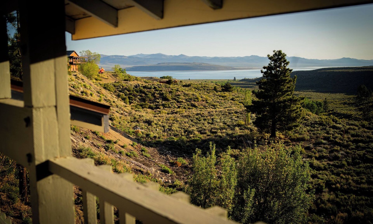 Lee Vining Hotel | Yosemite Gateway Motel