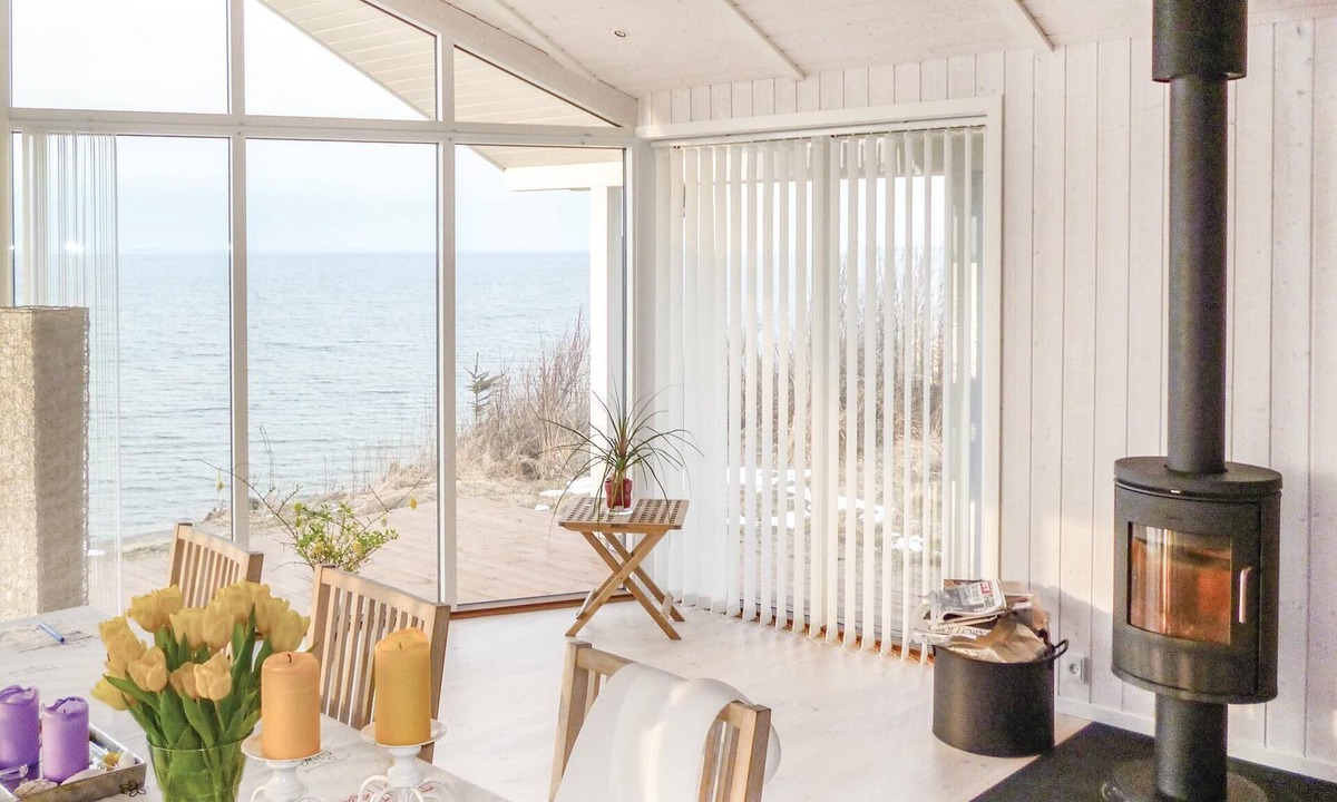 Ronbjerg House | You can't get any closer to the water.