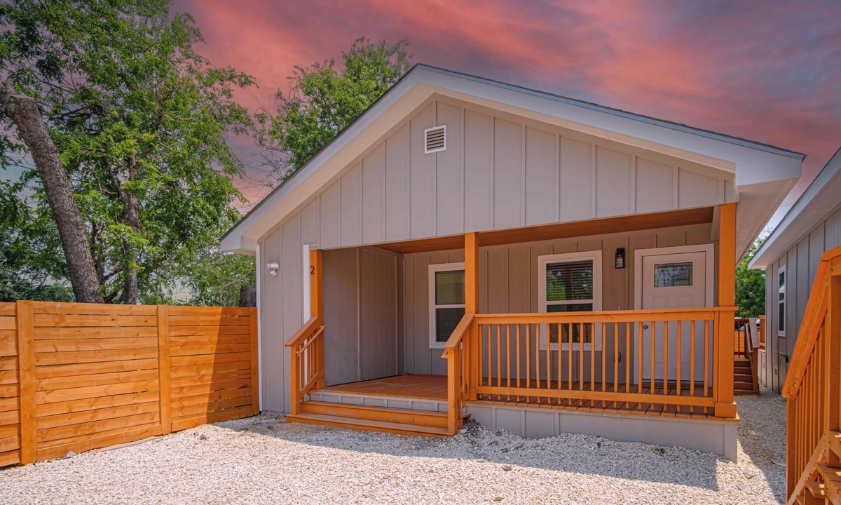 Denver Heights House | Your Amazing 3BR/2BA Downtown Delight!