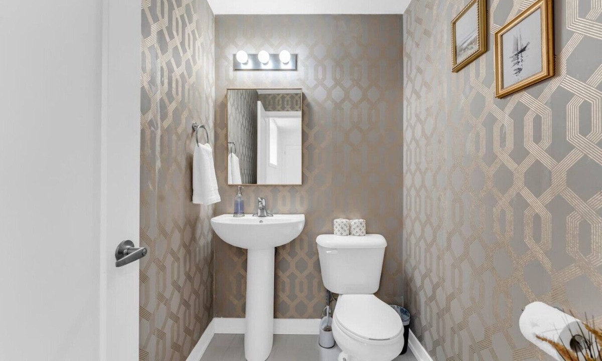 Niagara Falls Villa | Your Comfort Spot in Niagara |Mins away from Falls