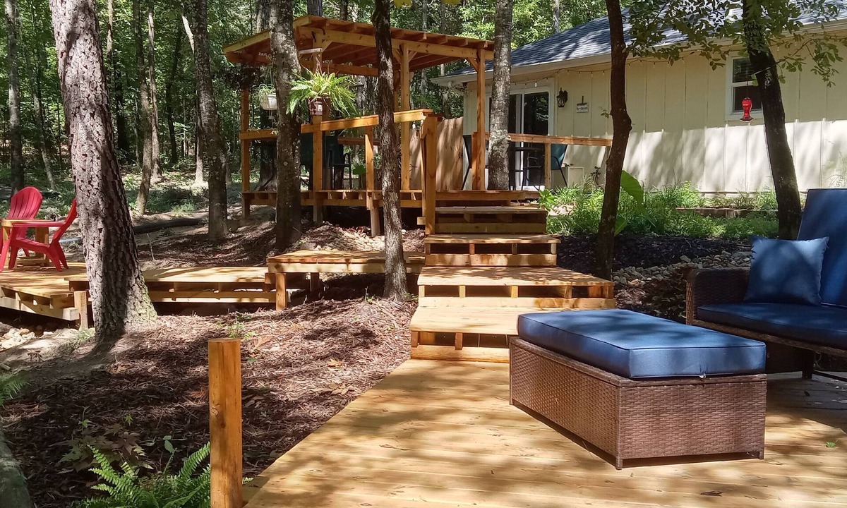 Winnsboro Bed & Breakfast | Your Hidden Garden Bed and Breakfast
