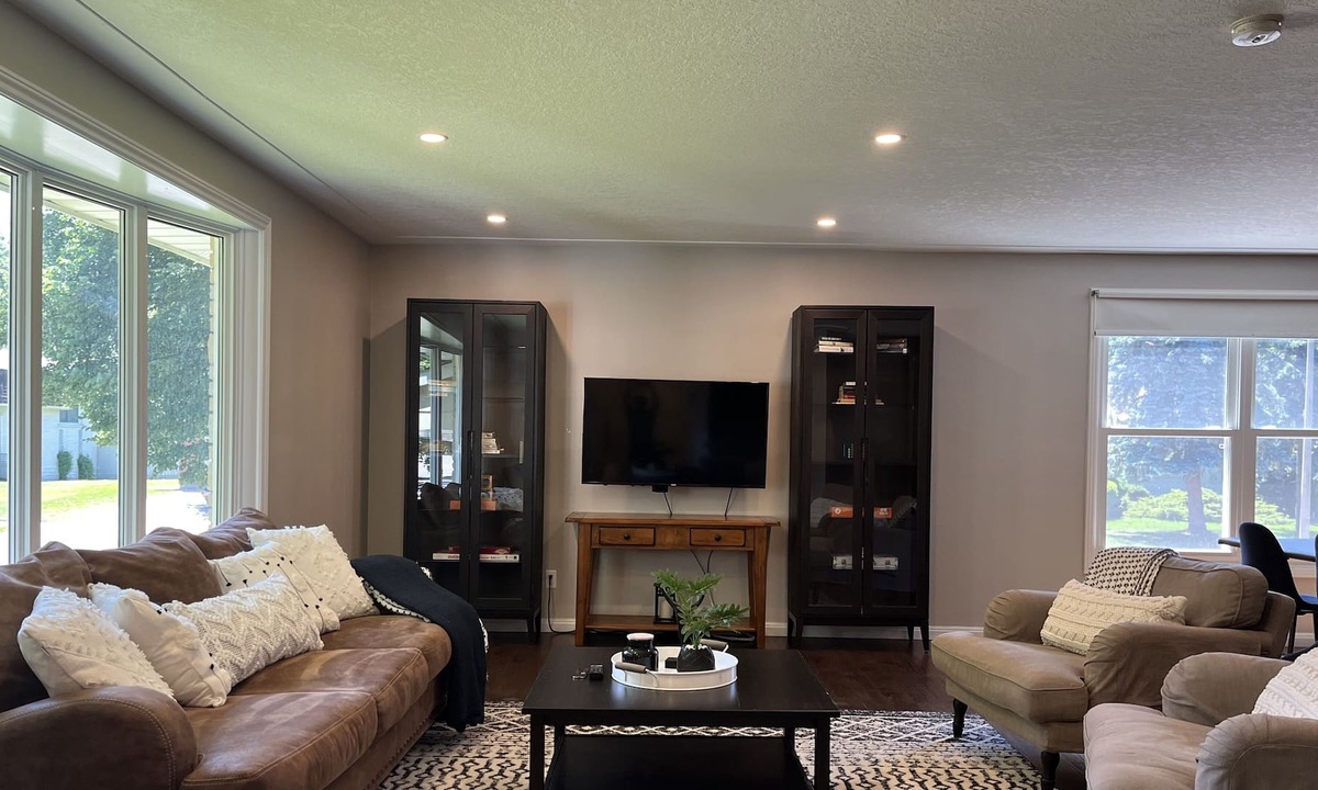 Rosemount House | Your Home, away from Home
