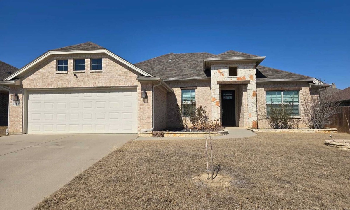Saginaw House | Your home away from home in charming Saginaw