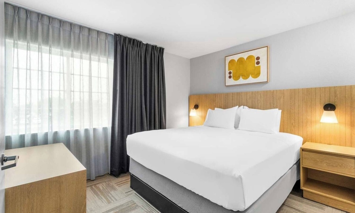 East Congress Hotel | Your Home Away From Home! Short Drive to McKinney Falls State Park, Pet-Friendly