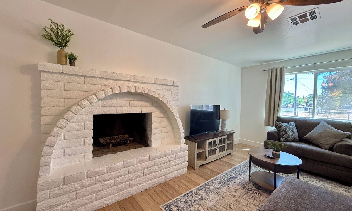 Safford House | Your Home Base in Safford Comfort + Convenience