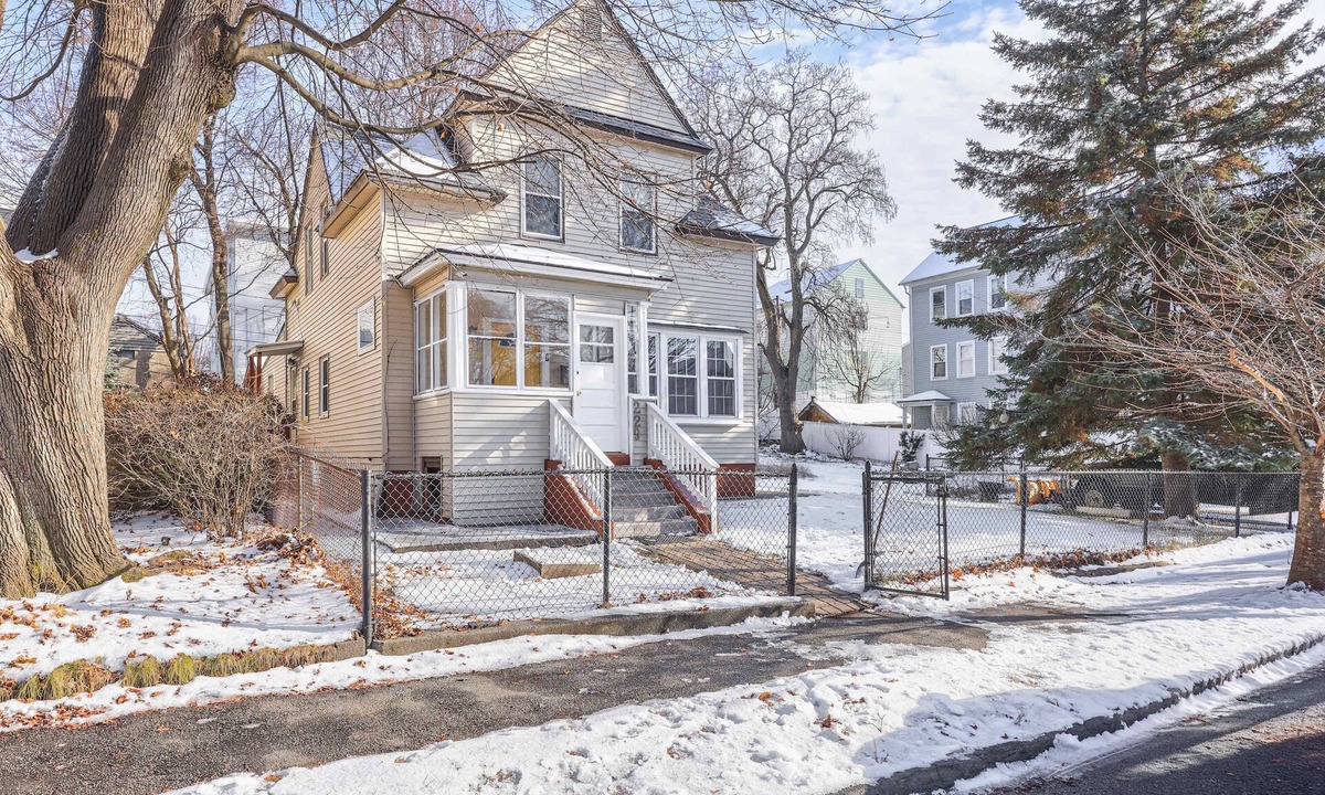 Worcester Apartment | Your Luxurious Getaway in Worcester