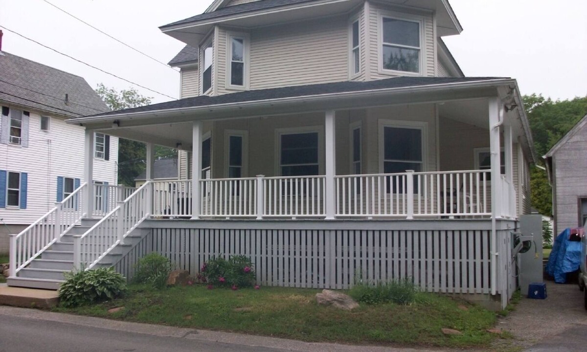 York Beach House | Your next Vacation get away!