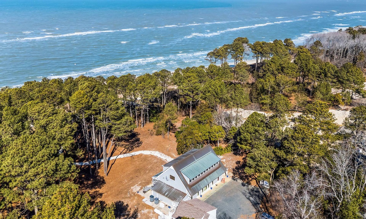 Cape Charles House | your own Private beach, adjacent nature preserve-Sunset Dunes Cape Charles, VA
