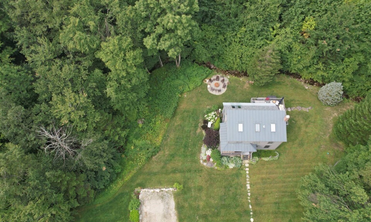 Londonderry House | Your perfect pet friendly, summer retreat w/serene brook, hot tub and fire pit.