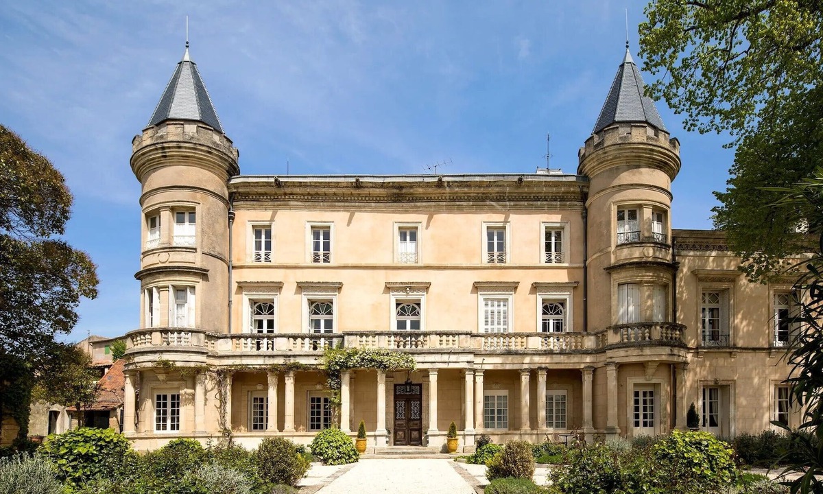 Saint-Victor-des-Oules House | Your Private Chateau in the South of France
