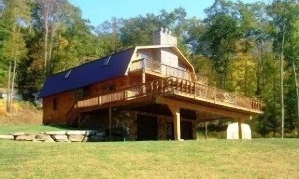 Long Eddy House | Your private log home overlooking the Delaware River