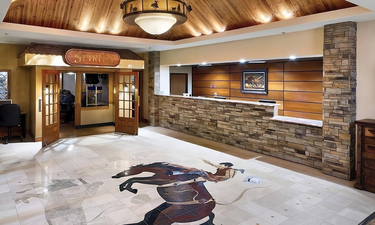 Casper House | Your Relaxing Getaway Awaits! Just Minutes to Downtown! Free Shuttle, Pool