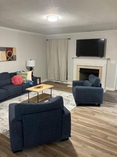 Crestline Heights House | Your special Stay