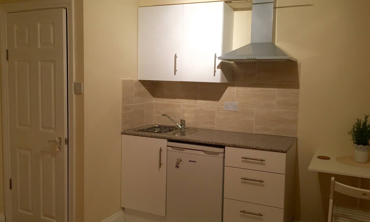 Hillrise Apartment | Your studio home within London, UK