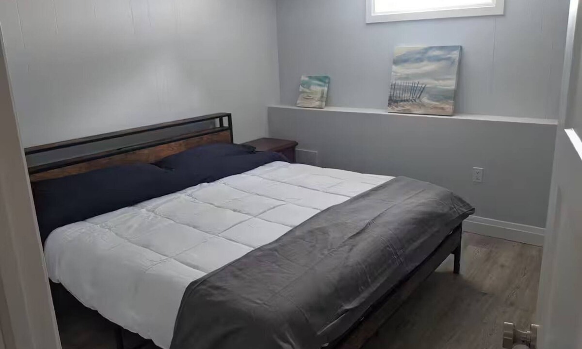 Clarksburg Apartment | Your Thornbury Get-away. A skiers paradise.