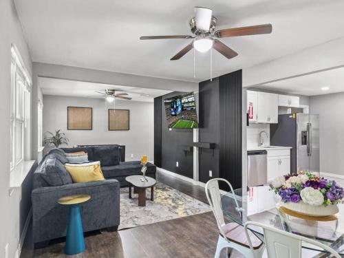 Euless House | Your WORLD CUP 2026 RETREAT