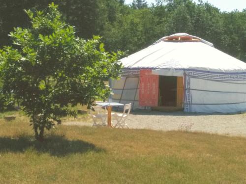 Magnien Other | Yourte et nature