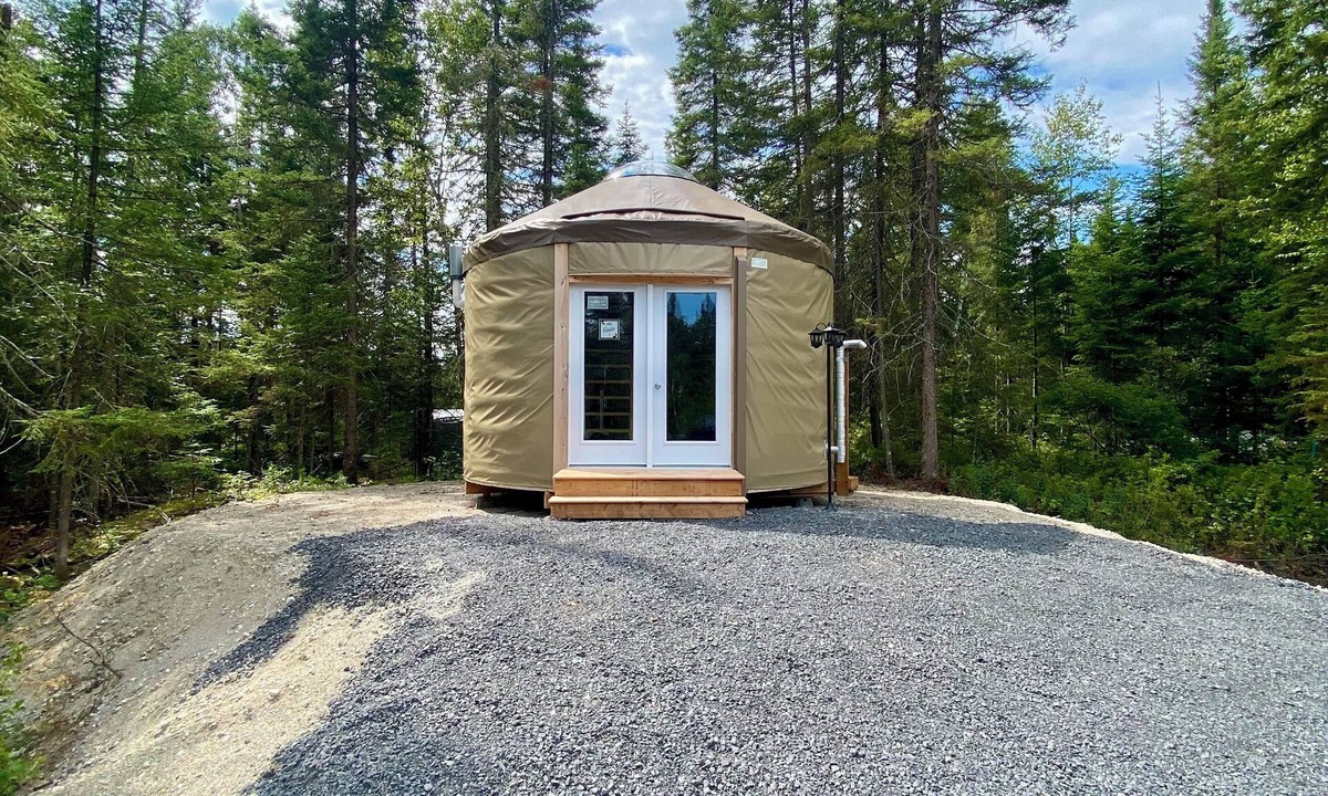 Peribonka RV Rental | Yourte Gaïa