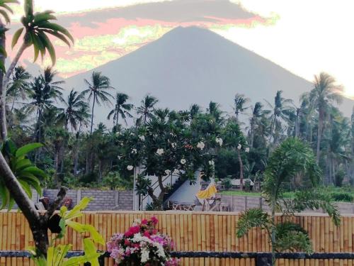 Purwakerti Villa | YuraAmed Villa mountain view