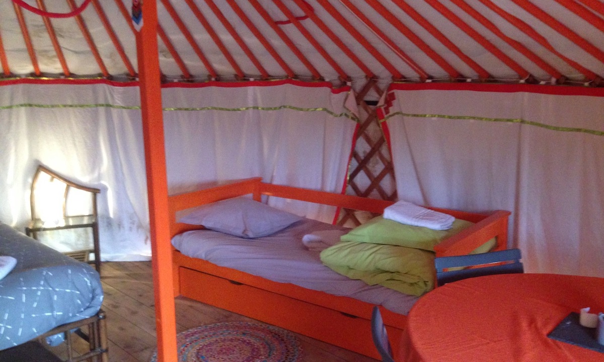 Saint-Leger-sur-Dheune RV Rental | Yurt-Vanity unit-Yourte Mongole